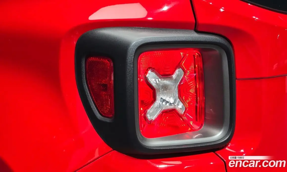 Jeep Renegade 2019 2.4 автомат (гидро), фото 9