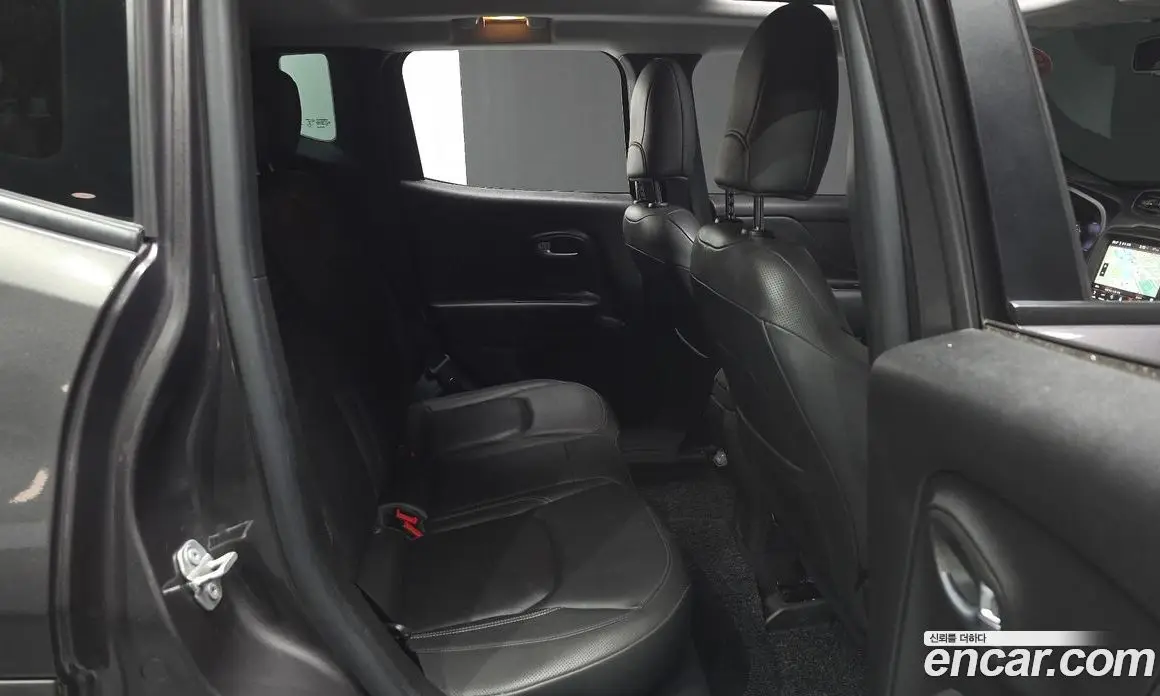 Jeep Renegade 2021 2.4 автомат (гидро), фото 17