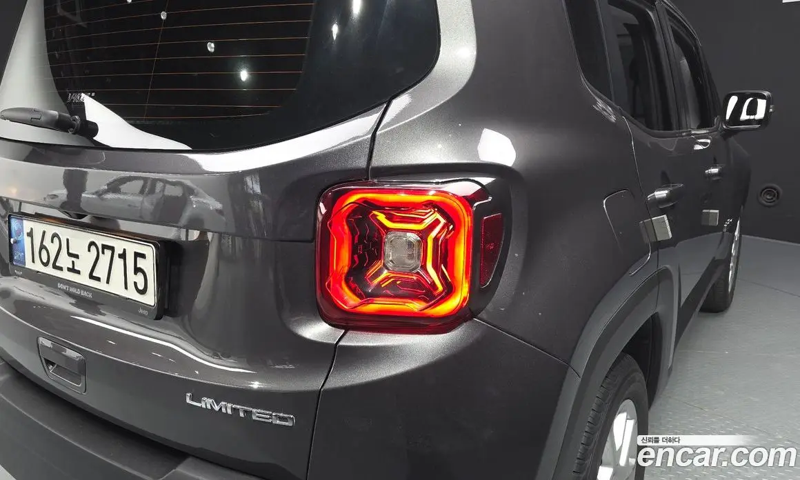 Jeep Renegade 2021 2.4 автомат (гидро), фото 9