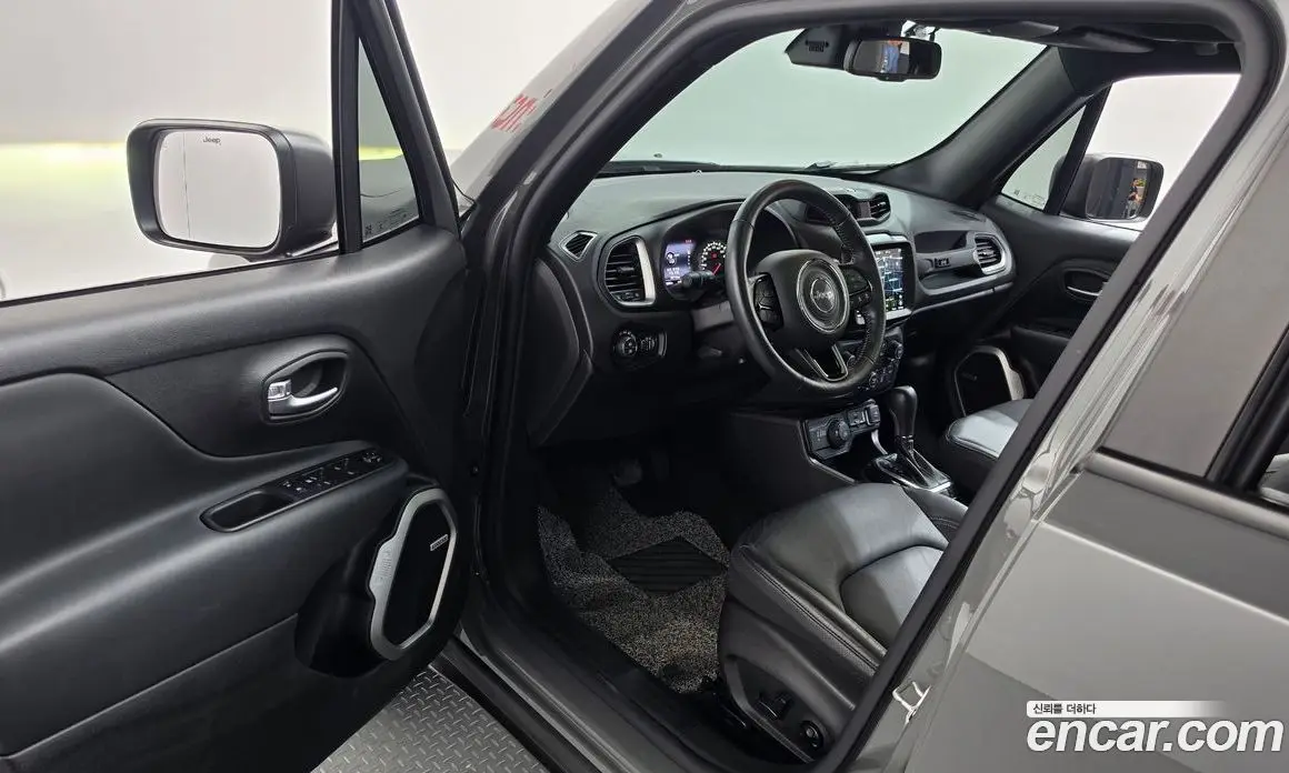 Jeep Renegade 2021 2.4 автомат (гидро), фото 13 Jeep Renegade 2021 2.4 автомат (гидро), фото 13