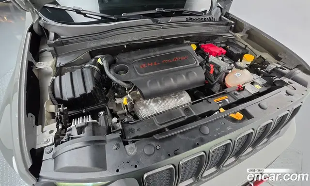 Jeep Renegade 2021 2.4 автомат (гидро), миниатюра 6 Jeep Renegade 2021 2.4 автомат (гидро), миниатюра 6