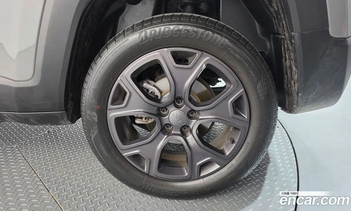 Jeep Renegade 2021 2.4 автомат (гидро), фото 7 Jeep Renegade 2021 2.4 автомат (гидро), фото 7