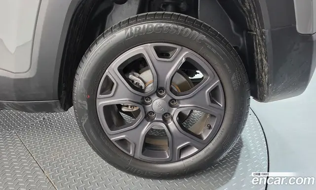 Jeep Renegade 2021 2.4 автомат (гидро), миниатюра 7 Jeep Renegade 2021 2.4 автомат (гидро), миниатюра 7
