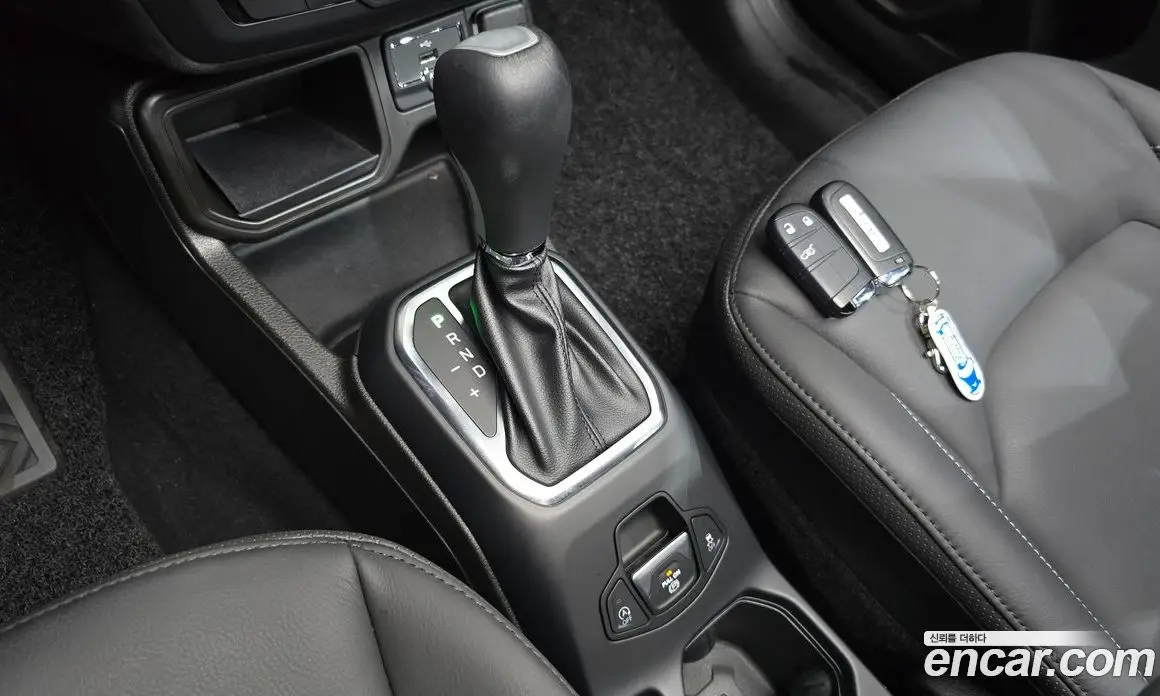 Jeep Renegade 2023 1.3 автомат (гидро), фото 11 Jeep Renegade 2023 1.3 автомат (гидро), фото 11