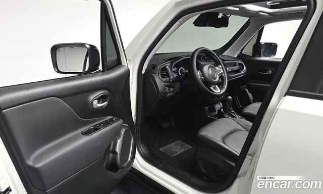 Jeep Renegade 2023 1.3 автомат (гидро), миниатюра 12