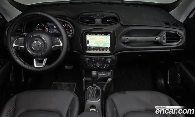 Jeep Renegade 2023 1.3 автомат (гидро), миниатюра 9 Jeep Renegade 2023 1.3 автомат (гидро), миниатюра 9