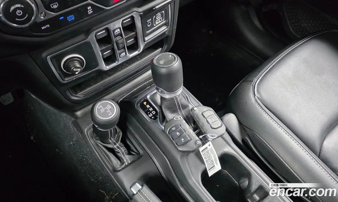 Jeep Wrangler 2022 2.0 автомат (гидро), фото 11 Jeep Wrangler 2022 2.0 автомат (гидро), фото 11
