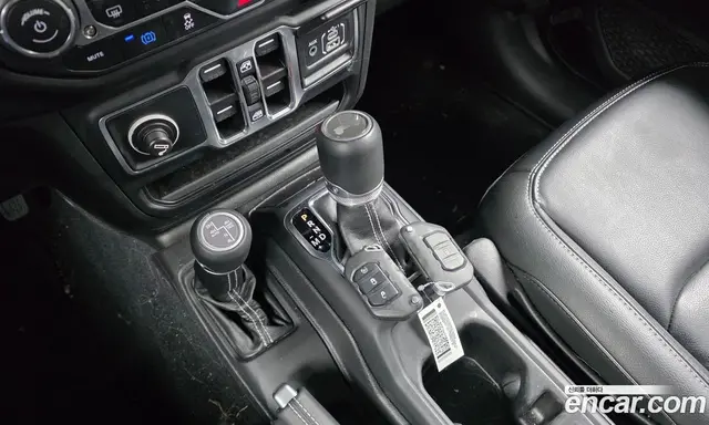 Jeep Wrangler 2022 2.0 автомат (гидро), миниатюра 11 Jeep Wrangler 2022 2.0 автомат (гидро), миниатюра 11