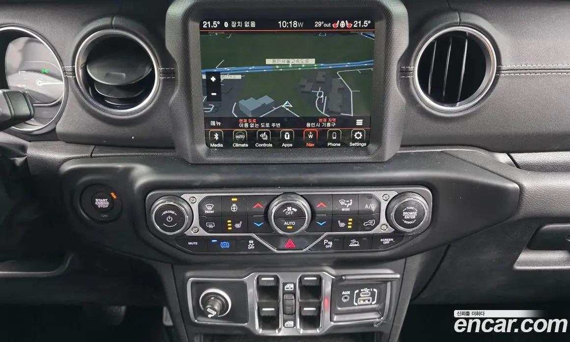 Jeep Wrangler 2022 2.0 автомат (гидро), фото 18 Jeep Wrangler 2022 2.0 автомат (гидро), фото 18