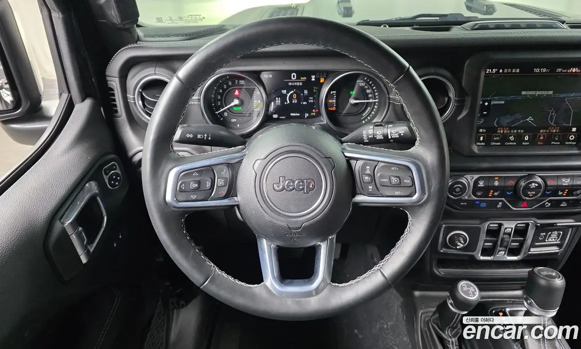 Jeep Wrangler 2022 2.0 автомат (гидро), фото 19 Jeep Wrangler 2022 2.0 автомат (гидро), фото 19