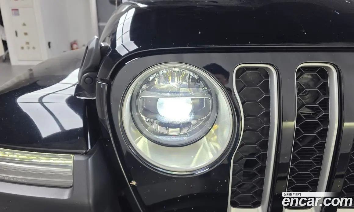 Jeep Wrangler 2022 2.0 автомат (гидро), фото 7 Jeep Wrangler 2022 2.0 автомат (гидро), фото 7