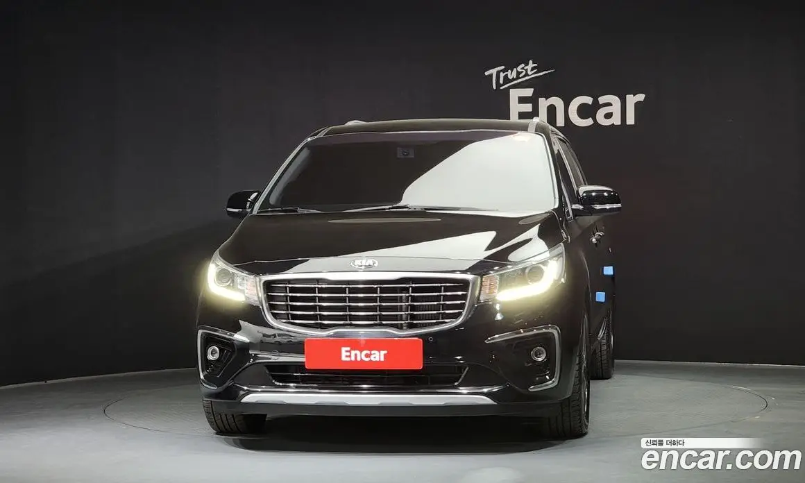 Kia Carnival 2020 2.2 автомат (гидро), фото 3