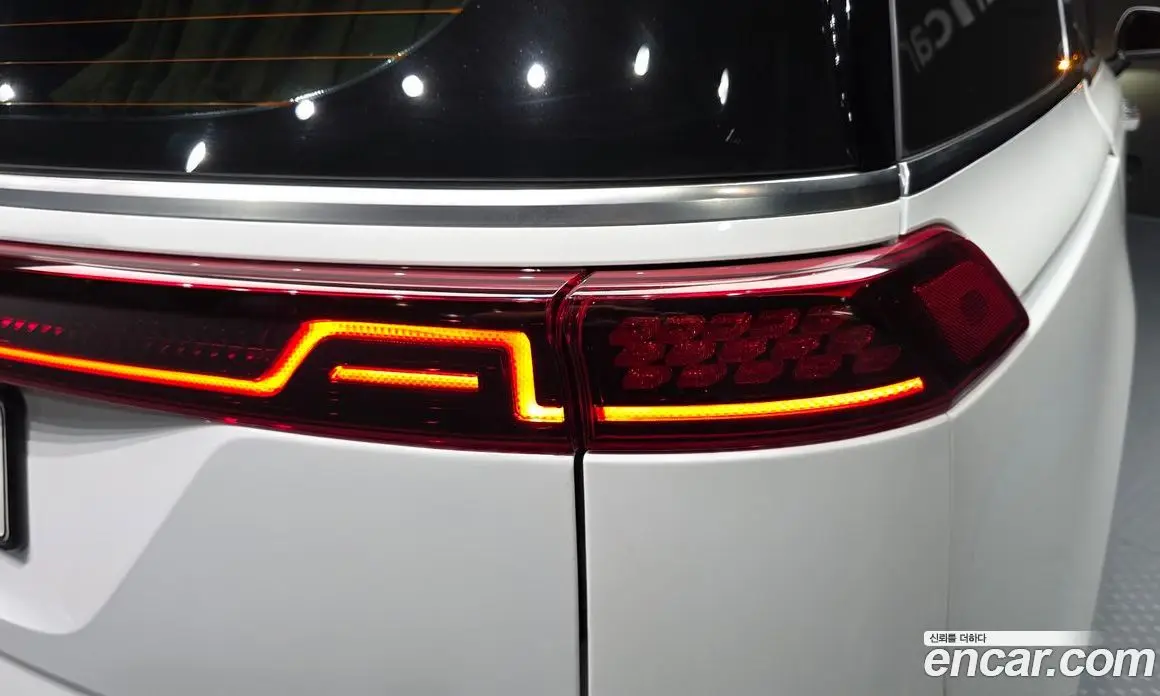 Kia Carnival 2021 3.5 автомат (гидро), фото 9