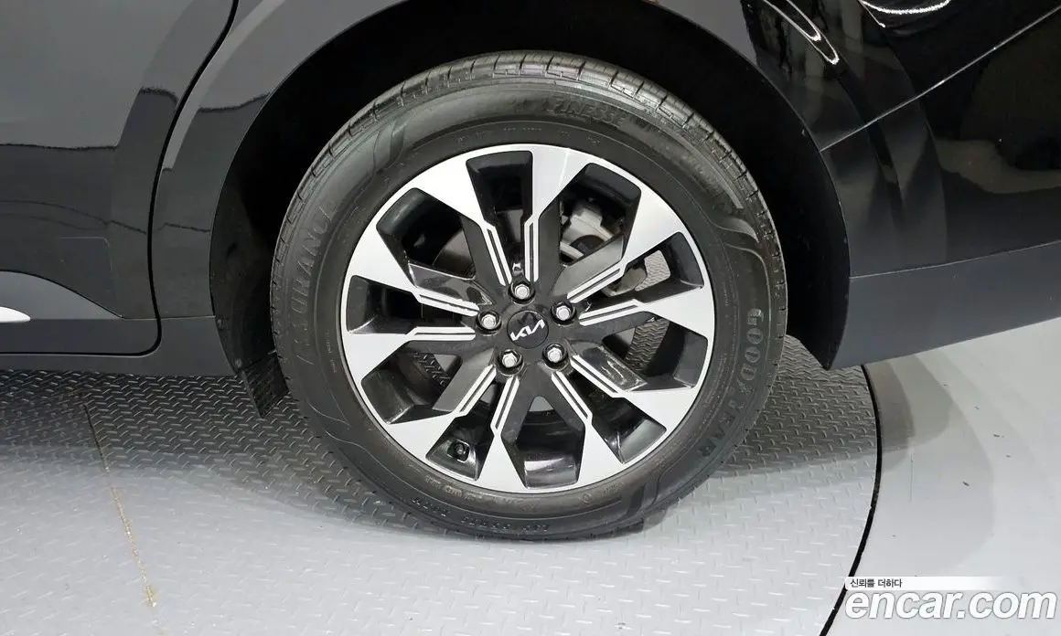 Kia Carnival 2022 2.2 автомат (гидро), фото 7 Kia Carnival 2022 2.2 автомат (гидро), фото 7