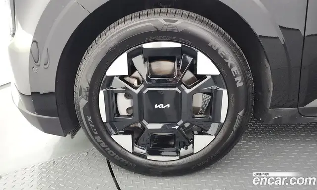 Kia Carnival 2024 2.2 автомат (гидро), миниатюра 5 Kia Carnival 2024 2.2 автомат (гидро), миниатюра 5