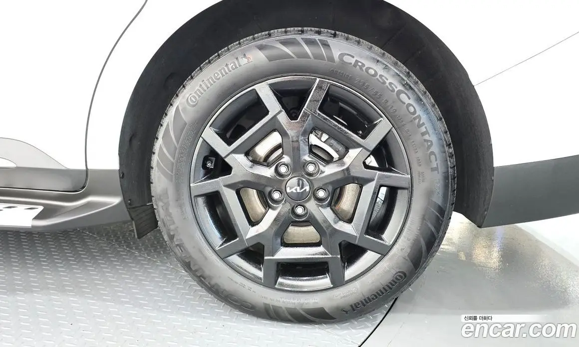 Kia Carnival 2024 1.6 автомат (гидро), фото 7