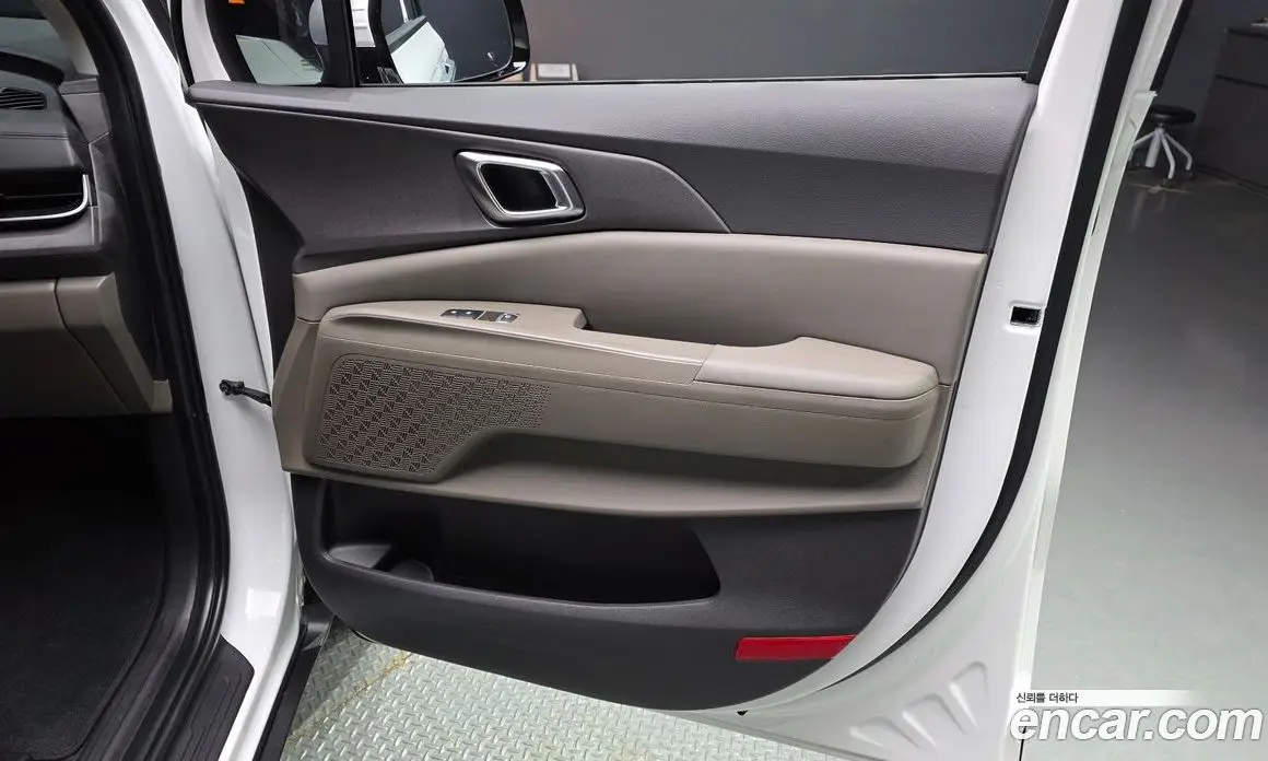 Kia Carnival 2025 3.5 автомат (гидро), фото 14