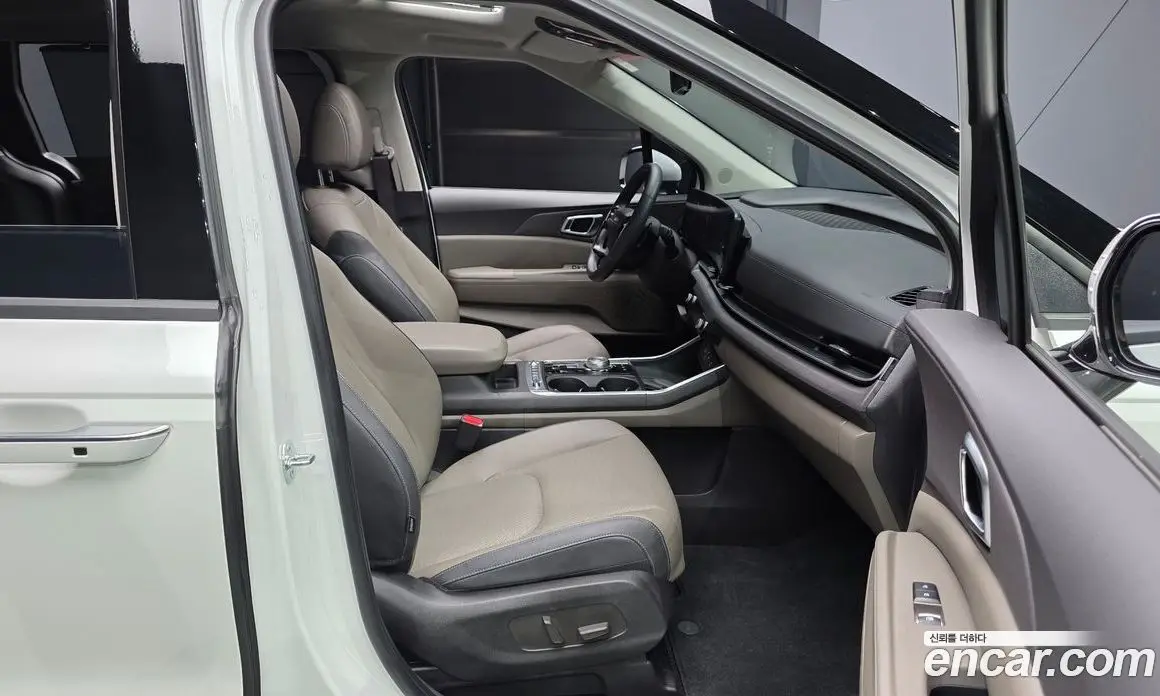 Kia Carnival 2025 3.5 автомат (гидро), фото 16