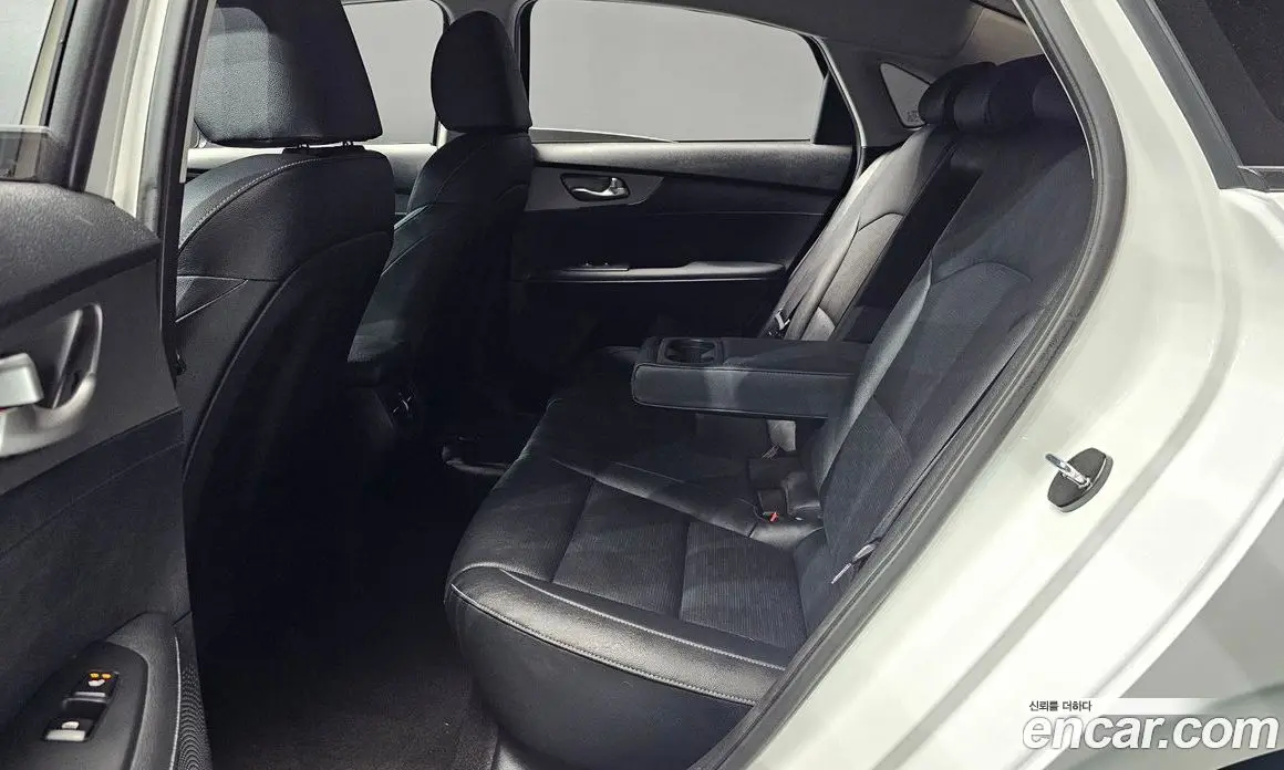 Kia K3 2018 1.6 автомат (гидро), фото 18 Kia K3 2018 1.6 автомат (гидро), фото 18