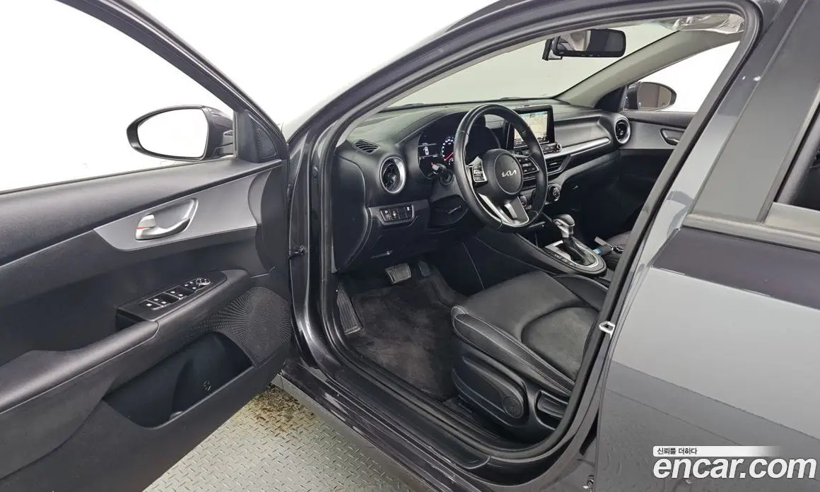 Kia K3 2021 1.6 автомат (гидро), фото 13
