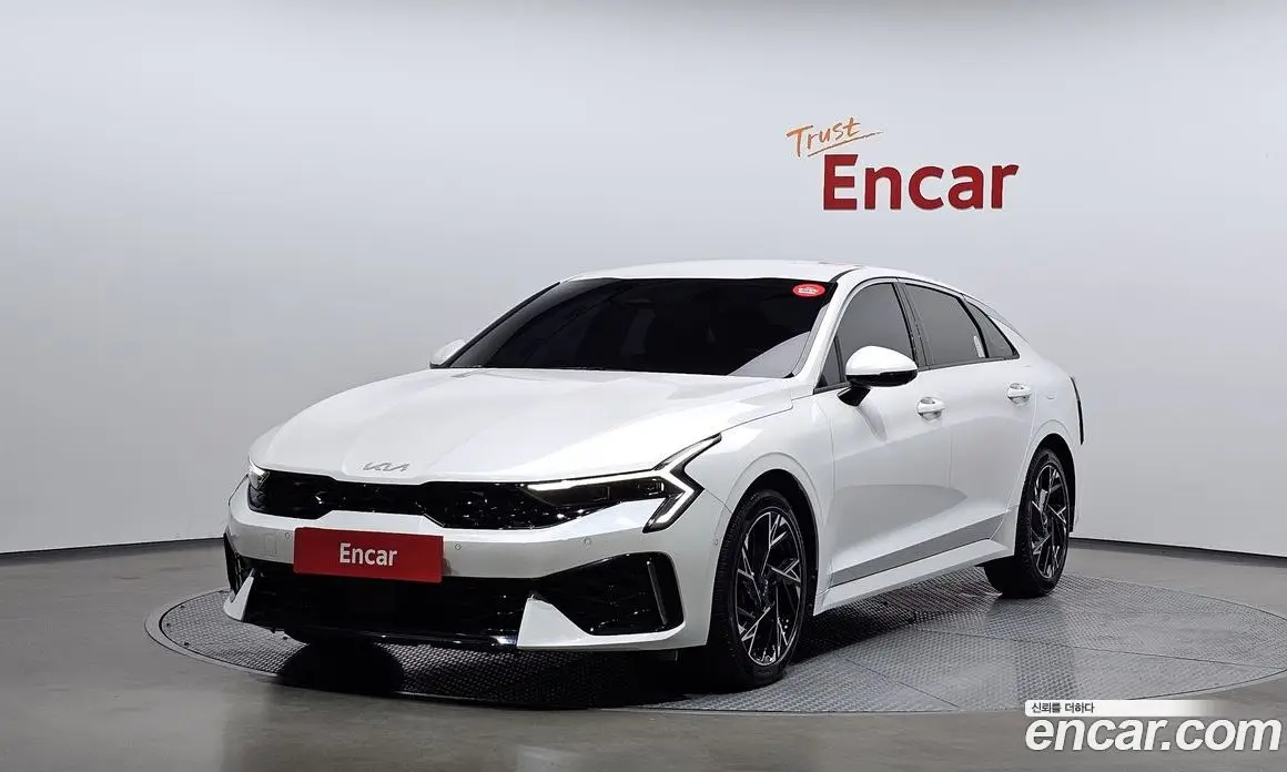 Kia K5 (Optima) 2024 2.0 автомат (гидро), фото 1 Kia K5 (Optima) 2024 2.0 автомат (гидро), фото 1