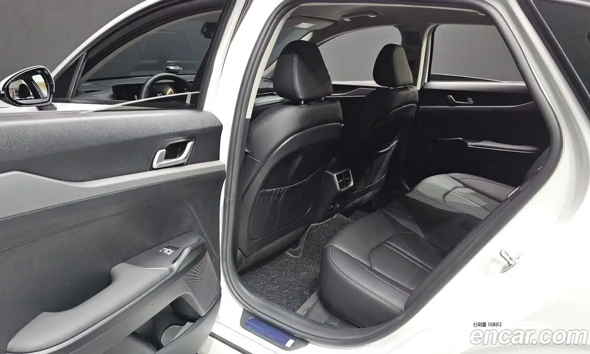 Kia K5 (Optima) 2026 2.0 автомат (гидро), фото 16 Kia K5 (Optima) 2026 2.0 автомат (гидро), фото 16