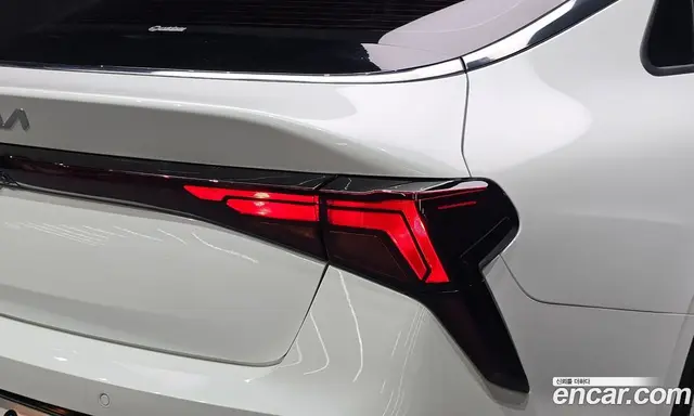 Kia K5 (Optima) 2026 2.0 автомат (гидро), миниатюра 9 Kia K5 (Optima) 2026 2.0 автомат (гидро), миниатюра 9