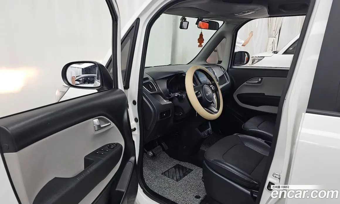 Kia Ray 2022 1.0 автомат (гидро), фото 13