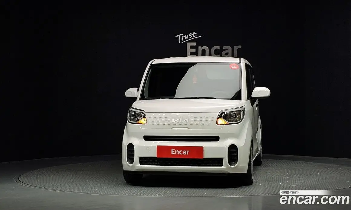 Kia Ray 2022 1.0 автомат (гидро), фото 3