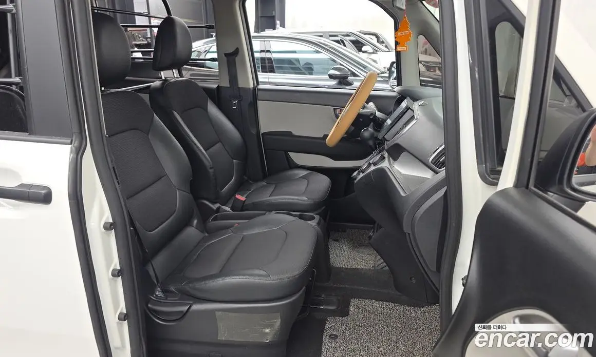 Kia Ray 2022 1.0 автомат (гидро), фото 17