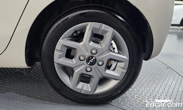 Kia Ray 2024 1.0 автомат (гидро), миниатюра 7 Kia Ray 2024 1.0 автомат (гидро), миниатюра 7