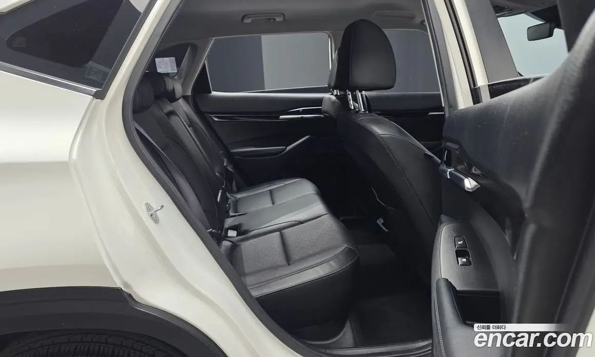 Kia Seltos 2023 1.6 автомат (гидро), фото 17 Kia Seltos 2023 1.6 автомат (гидро), фото 17