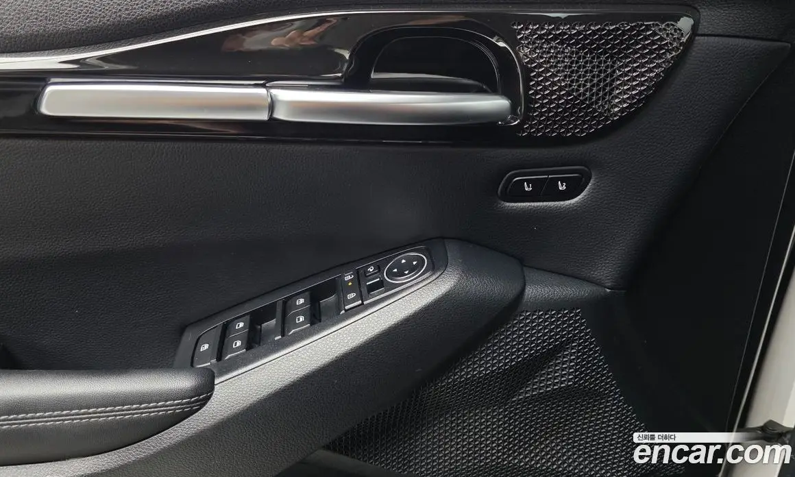 Kia Seltos 2023 1.6 автомат (гидро), фото 18 Kia Seltos 2023 1.6 автомат (гидро), фото 18