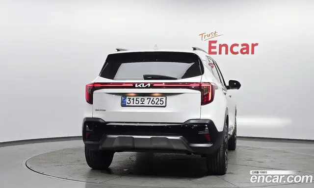 Kia Seltos 2023 1.6 автомат (гидро), миниатюра 4 Kia Seltos 2023 1.6 автомат (гидро), миниатюра 4