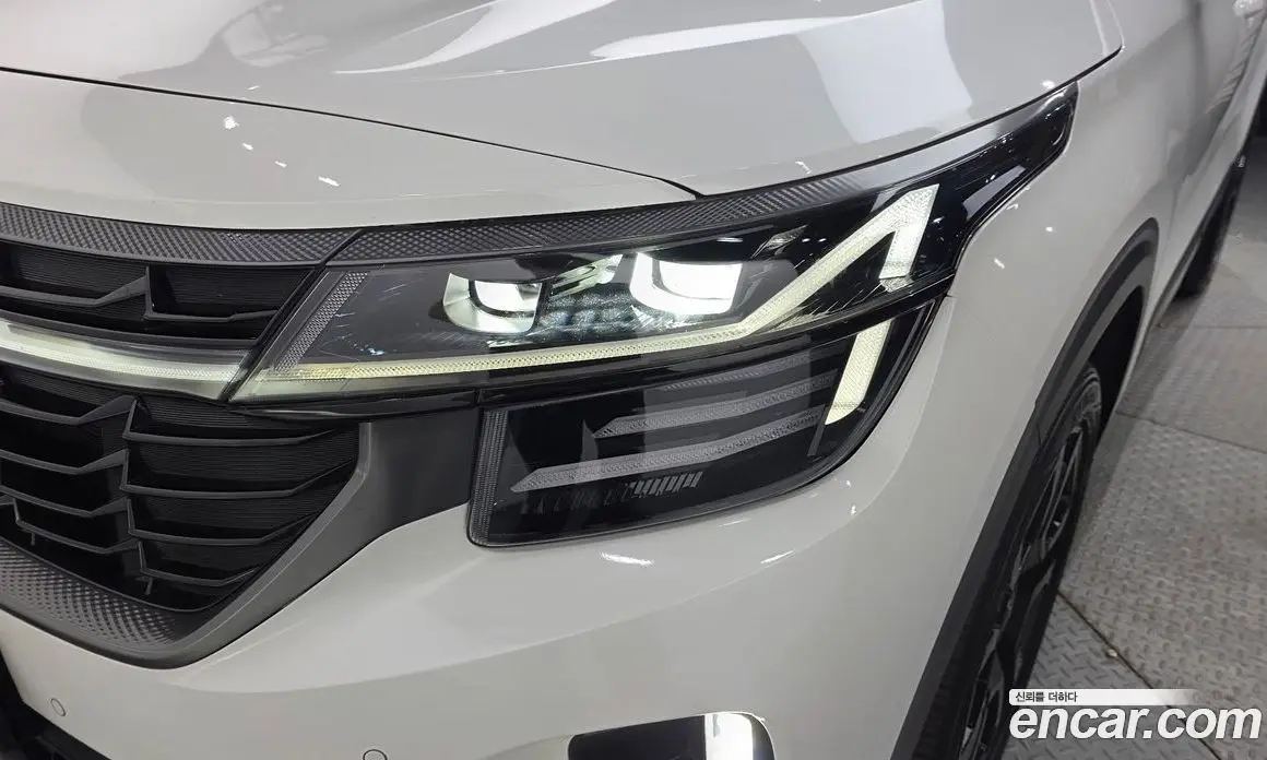 Kia Seltos 2023 1.6 автомат (гидро), фото 8 Kia Seltos 2023 1.6 автомат (гидро), фото 8