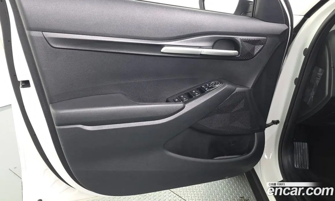 Kia Seltos 2024 2.0 автомат (гидро), фото 14