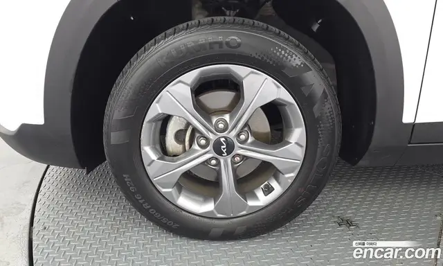 Kia Seltos 2024 2.0 автомат (гидро), миниатюра 5