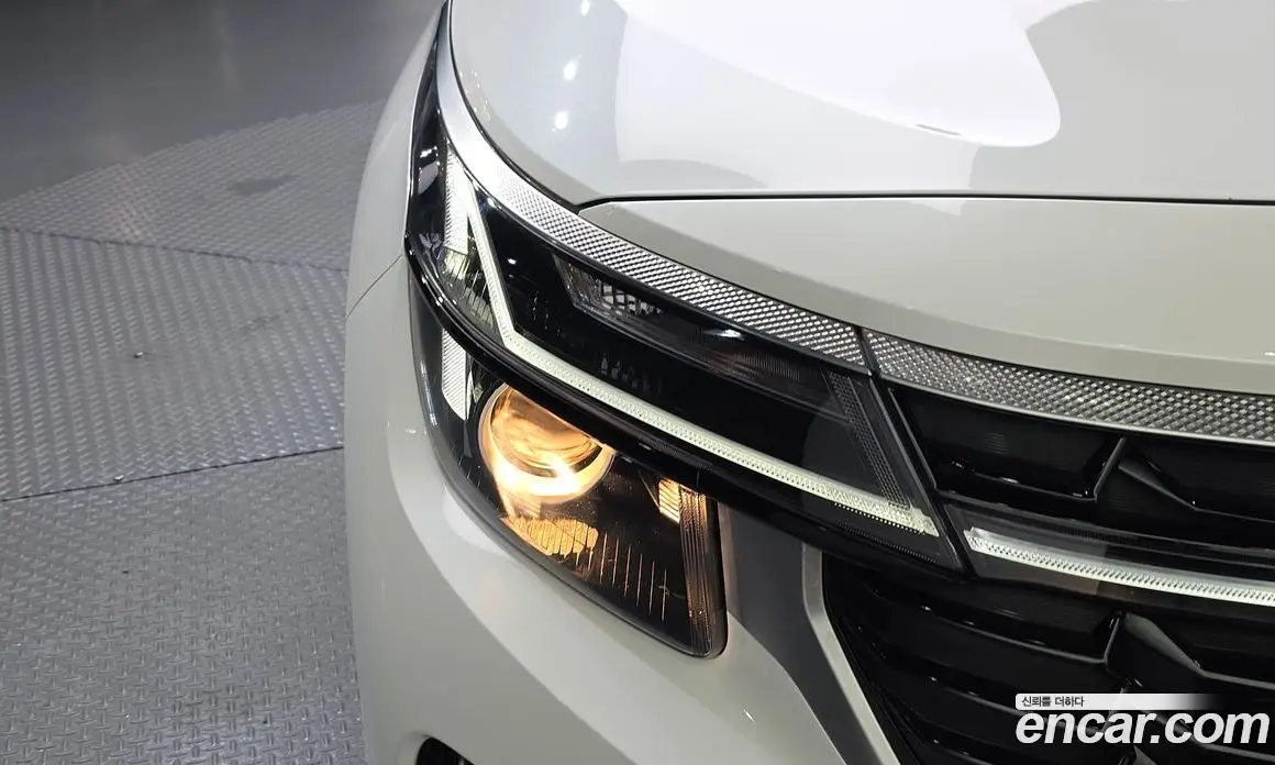Kia Seltos 2024 2.0 автомат (гидро), фото 8