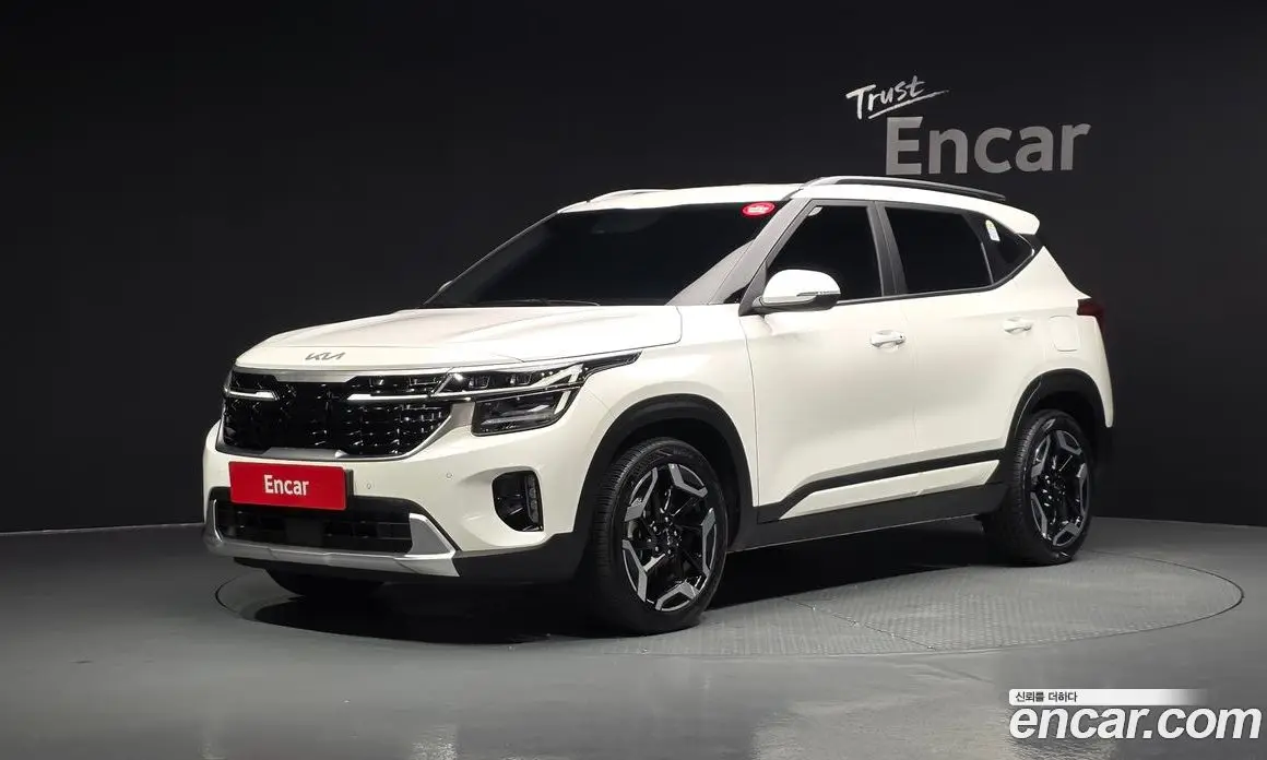 Kia Seltos 2024 1.6 автомат (гидро), фото 1 Kia Seltos 2024 1.6 автомат (гидро), фото 1