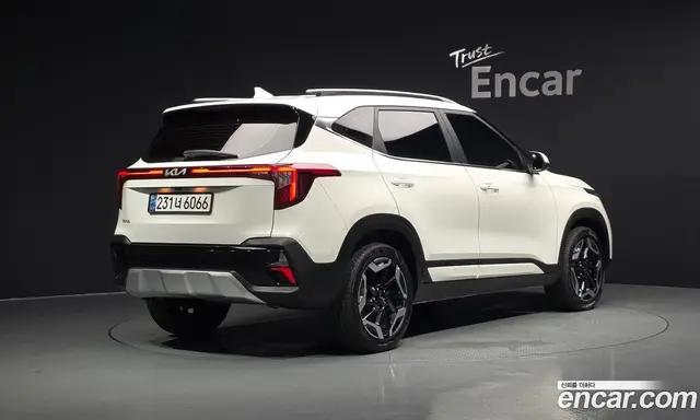 Kia Seltos 2024 1.6 автомат (гидро), миниатюра 2 Kia Seltos 2024 1.6 автомат (гидро), миниатюра 2