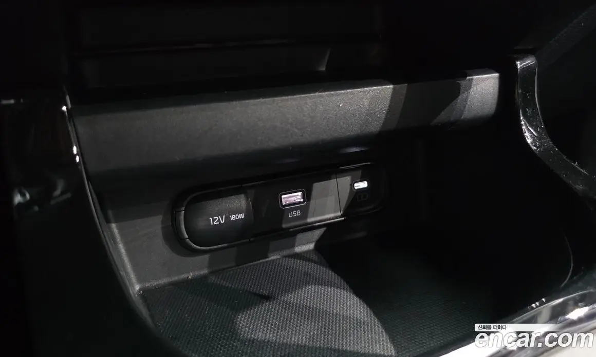 Kia Seltos 2024 1.6 автомат (гидро), фото 16 Kia Seltos 2024 1.6 автомат (гидро), фото 16