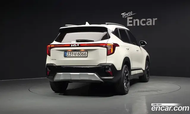 Kia Seltos 2024 1.6 автомат (гидро), миниатюра 4 Kia Seltos 2024 1.6 автомат (гидро), миниатюра 4