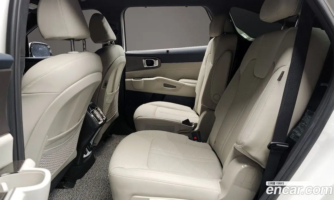 Kia Sorento 2024 1.6 автомат (гидро), фото 15 Kia Sorento 2024 1.6 автомат (гидро), фото 15