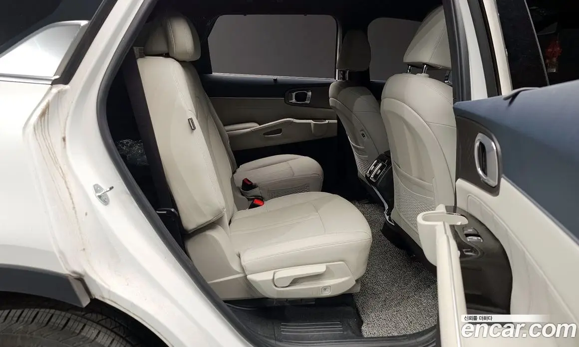 Kia Sorento 2024 1.6 автомат (гидро), фото 16 Kia Sorento 2024 1.6 автомат (гидро), фото 16