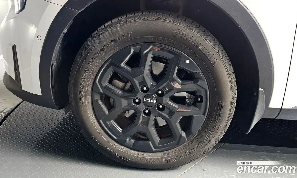 Kia Sorento 2024 1.6 автомат (гидро), фото 4 Kia Sorento 2024 1.6 автомат (гидро), фото 4