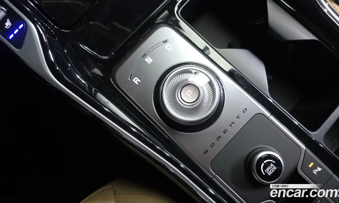 Kia Sorento 2025 1.6 автомат (гидро), фото 11 Kia Sorento 2025 1.6 автомат (гидро), фото 11