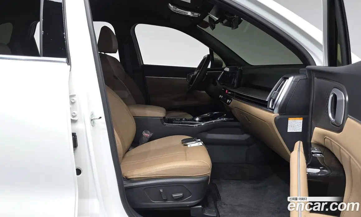 Kia Sorento 2025 1.6 автомат (гидро), фото 15 Kia Sorento 2025 1.6 автомат (гидро), фото 15