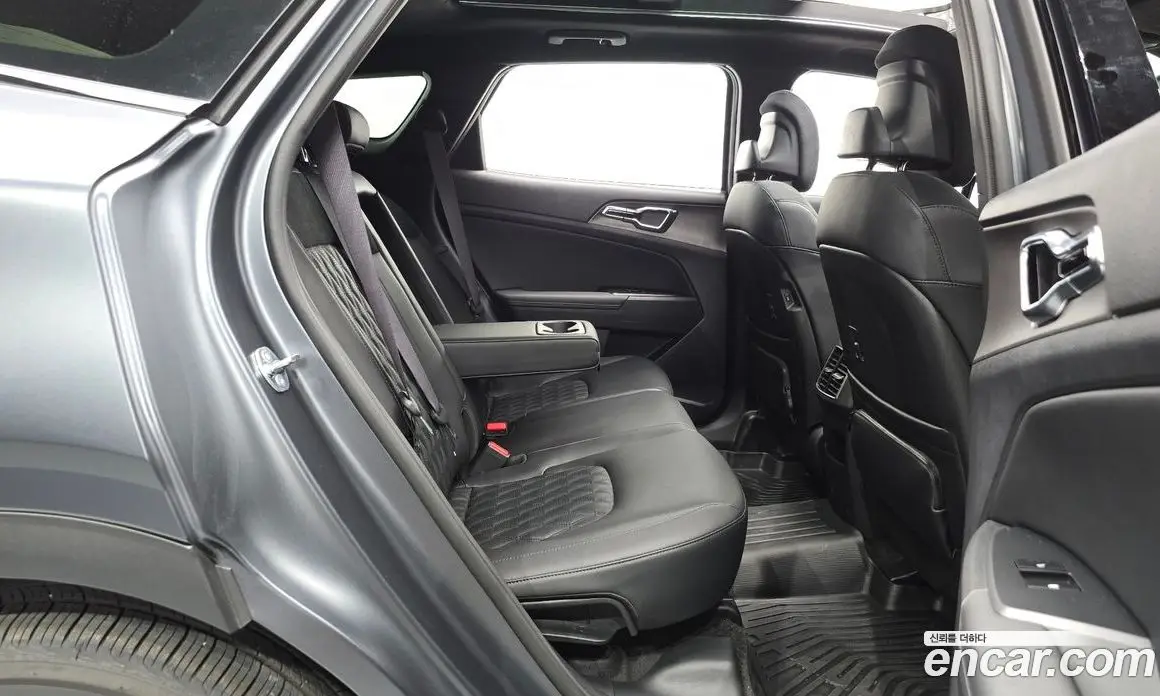 Kia Sportage 2025 1.6 автомат (гидро), фото 18 Kia Sportage 2025 1.6 автомат (гидро), фото 18