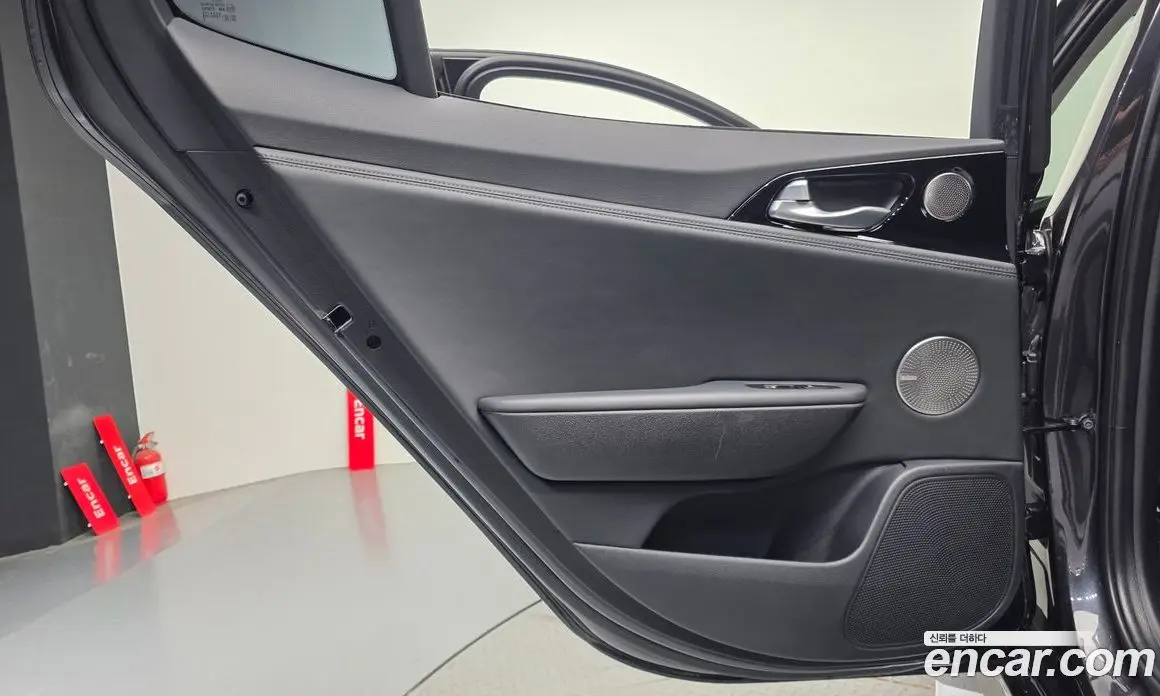 Kia Stinger 2018 2.0 автомат (гидро), фото 14