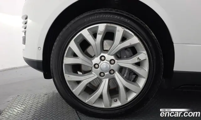 Land Rover Range Rover 2021 3.0 автомат (гидро), миниатюра 4 Land Rover Range Rover 2021 3.0 автомат (гидро), миниатюра 4